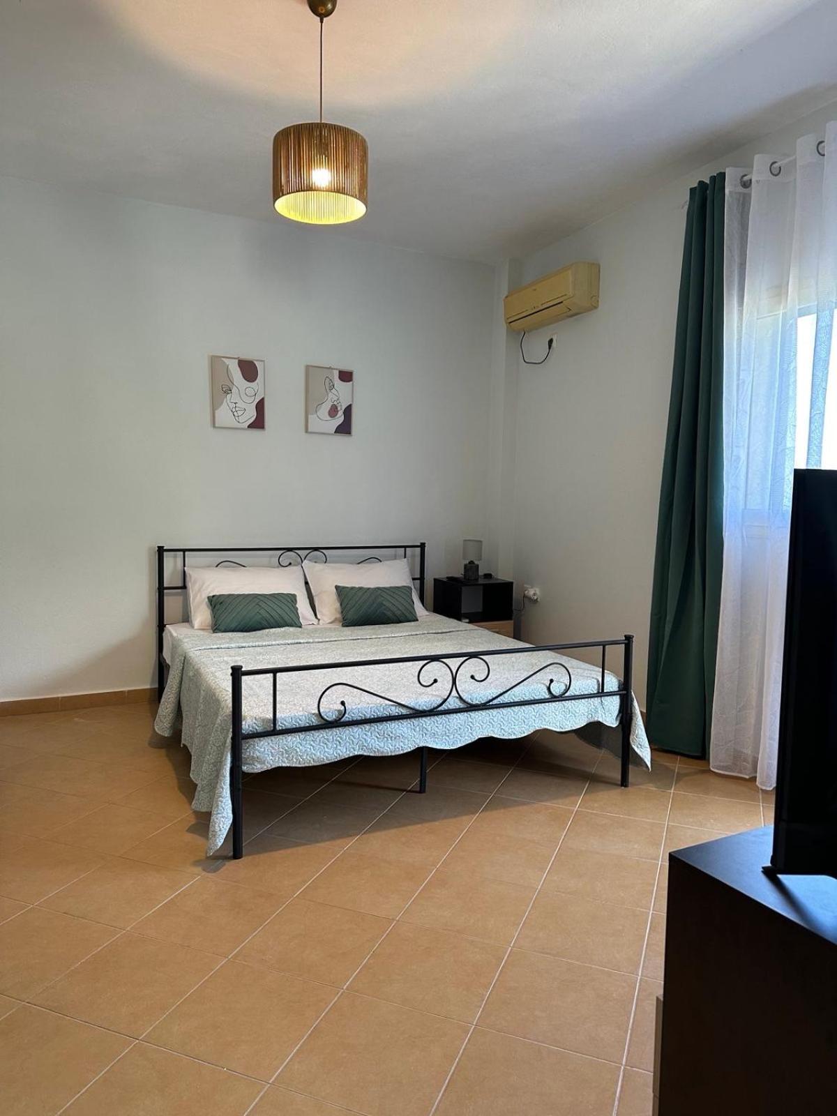 Holiday Apartments Dhermi Luaran gambar